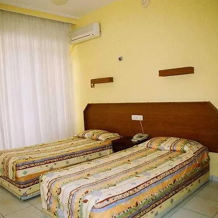 Hotel Kleopatra Bebek