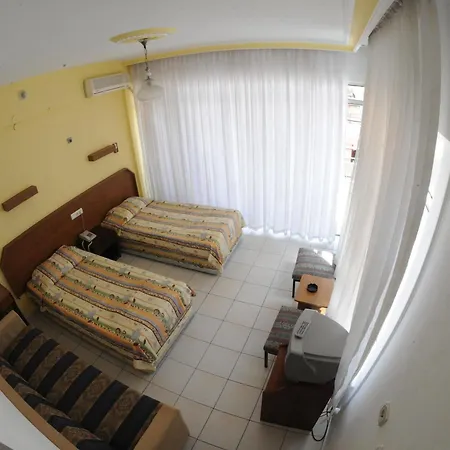 Hotel Kleopatra Bebek 2*
