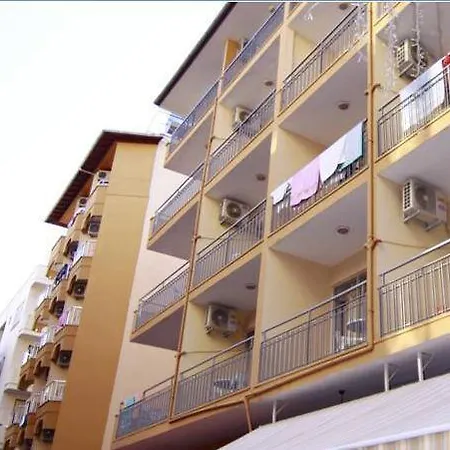 Kleopatra Bebek 阿拉尼亚